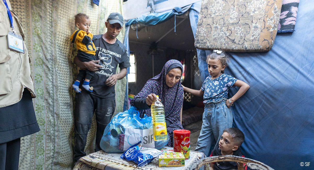 Gaza distributions