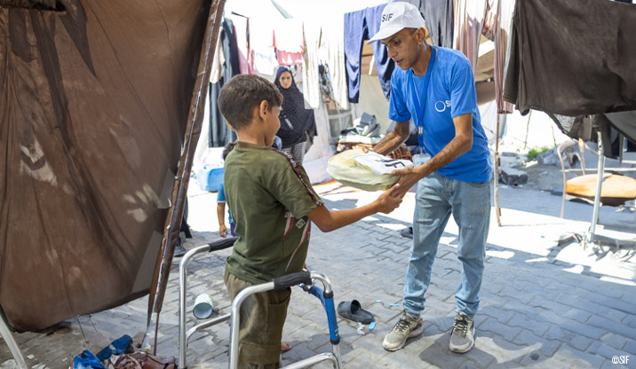 Faire un don par SMS pour de l’aide humanitaire 